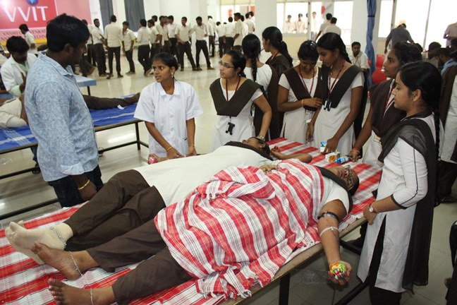 students of vvit at blood donation camp